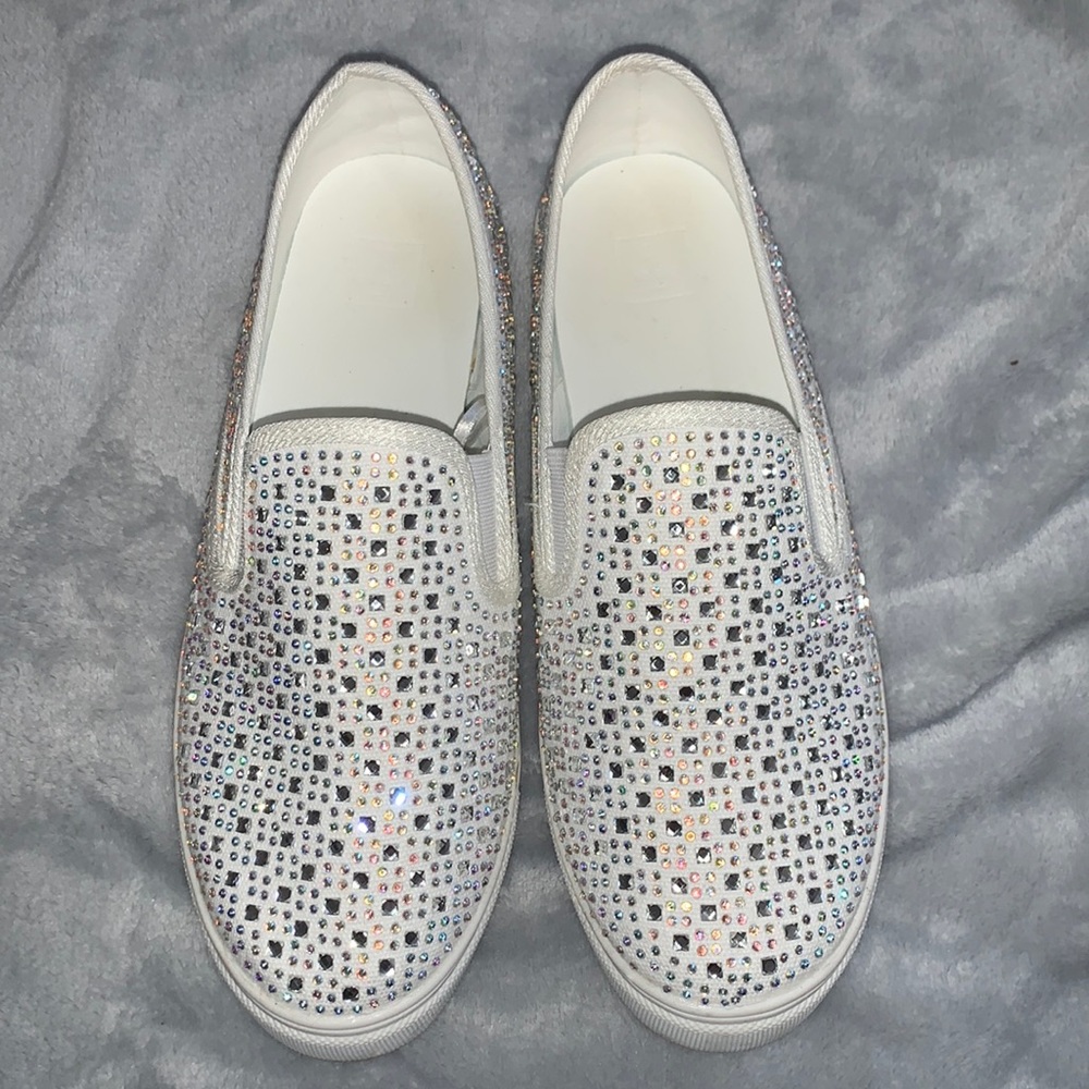 Steve Madden Bedazzled white slip ons